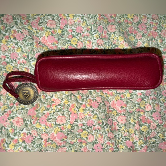 Women's Burgundy Leather Wallet - Picture 9 of 14